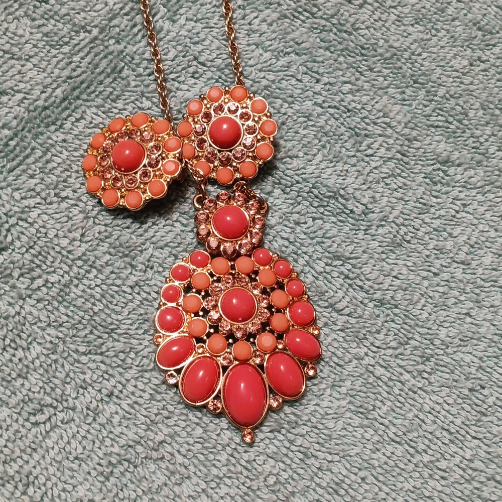 Salmon and peach neckless/earring set